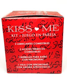 Kit Kiss Me